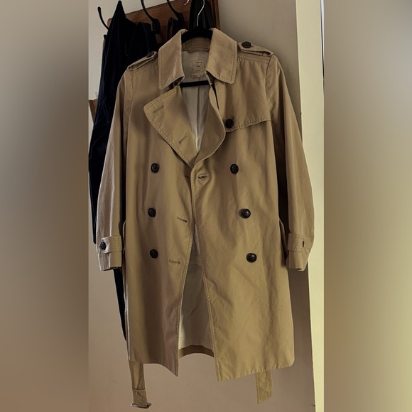 GAP Jackets & Blazers - GAP Tan Trench Coat